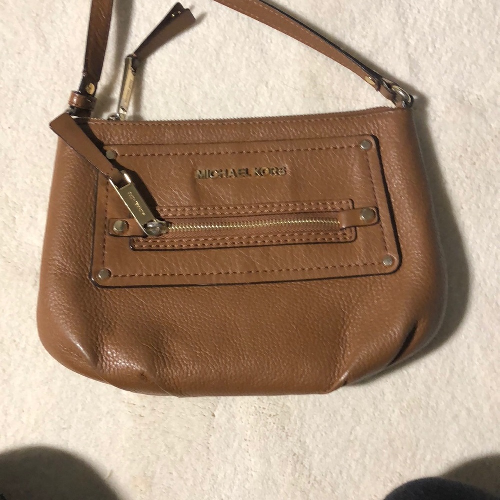 Michael Kors tan crossbody